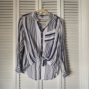 Hannah Lightweight Button Down Navy Blue And White Striped | Large